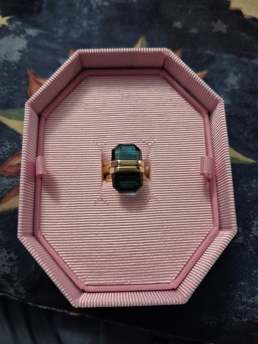 Swarovski Lucit Emerald Cocktail Ring - Picture 4 of 4